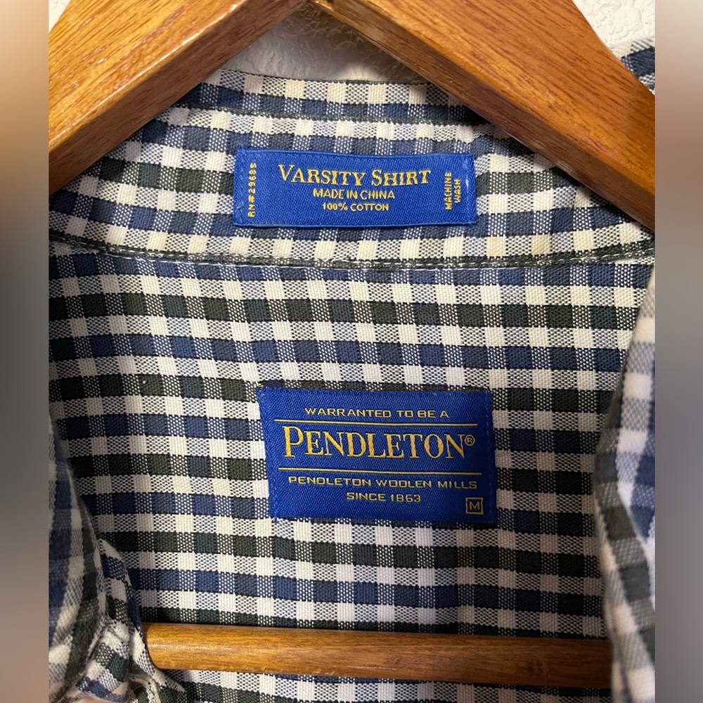 Men’s Pendleton Varsity Button Down Size Medium - image 3